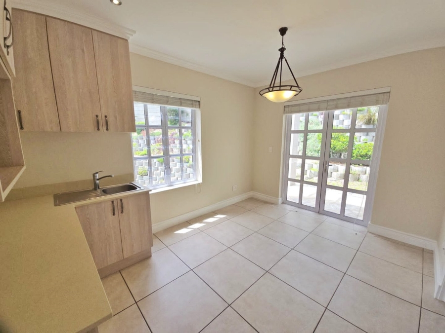 4 Bedroom Property for Sale in Sedgefield Central Western Cape